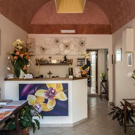 Locanda Dei Fiori ปิสโตยา ภายนอก รูปภาพ
