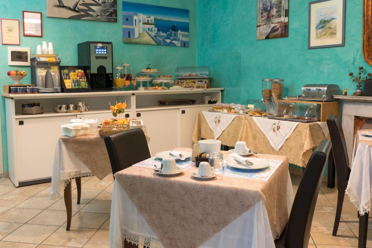 Locanda Dei Fiori ปิสโตยา ภายนอก รูปภาพ