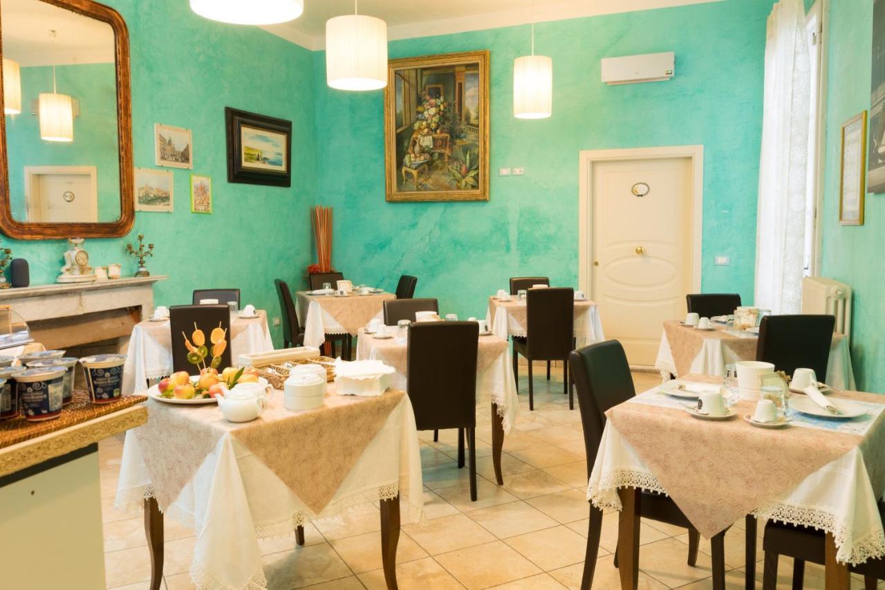 Locanda Dei Fiori ปิสโตยา ภายนอก รูปภาพ