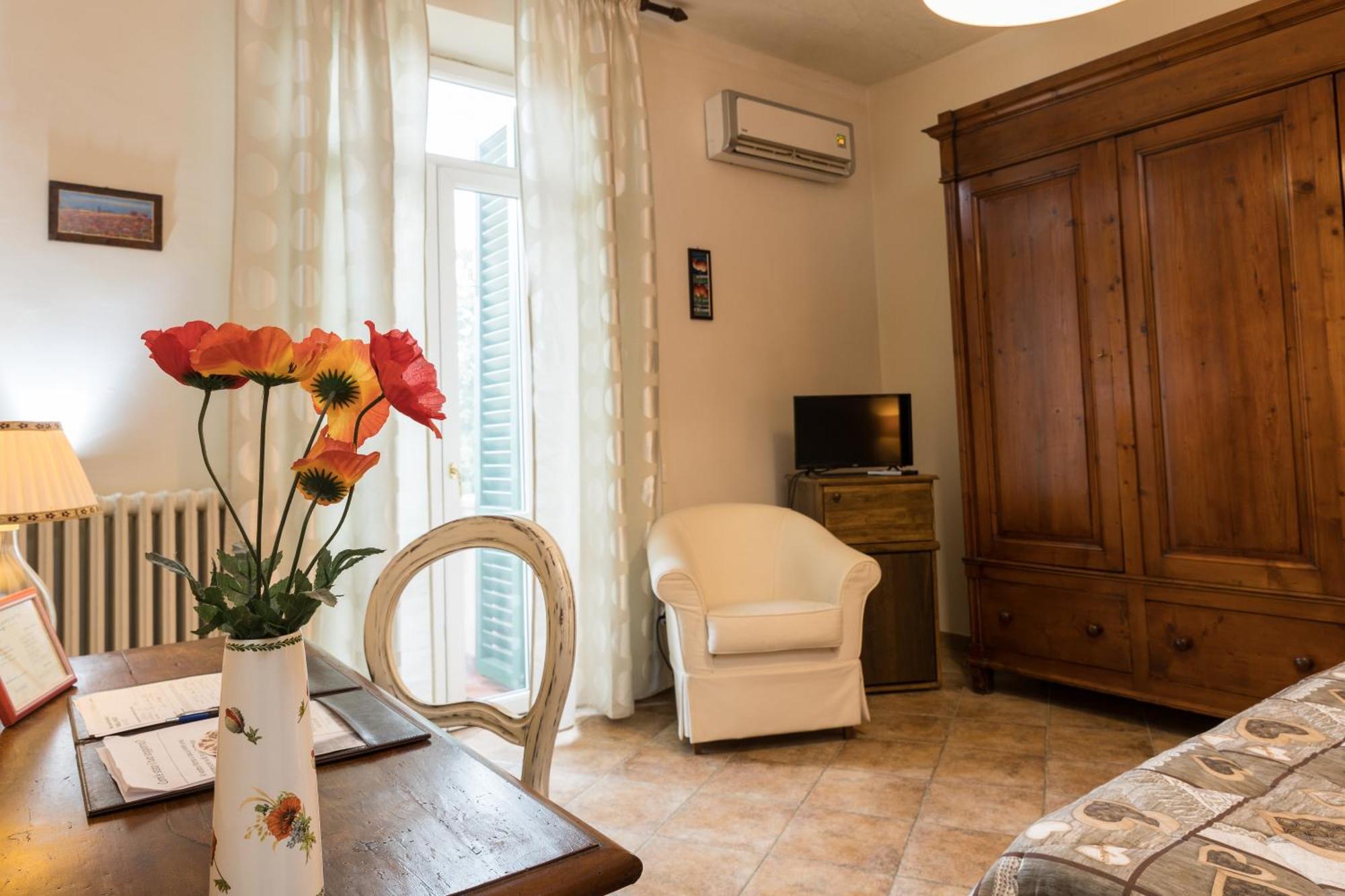 Locanda Dei Fiori ปิสโตยา ภายนอก รูปภาพ