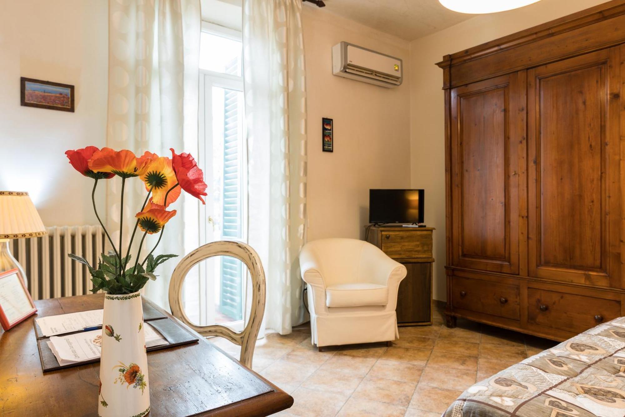 Locanda Dei Fiori ปิสโตยา ภายนอก รูปภาพ