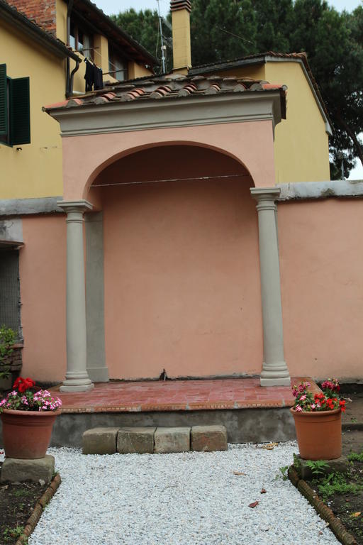 Locanda Dei Fiori ปิสโตยา ภายนอก รูปภาพ